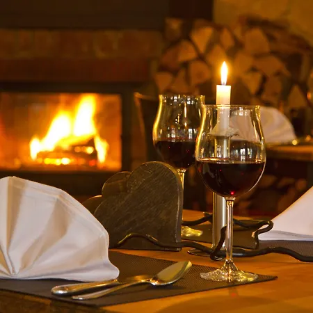 Hotel & Restaurant 5 Linden