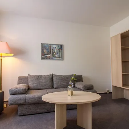 Hotel & Restaurant 5 Linden Wickerode