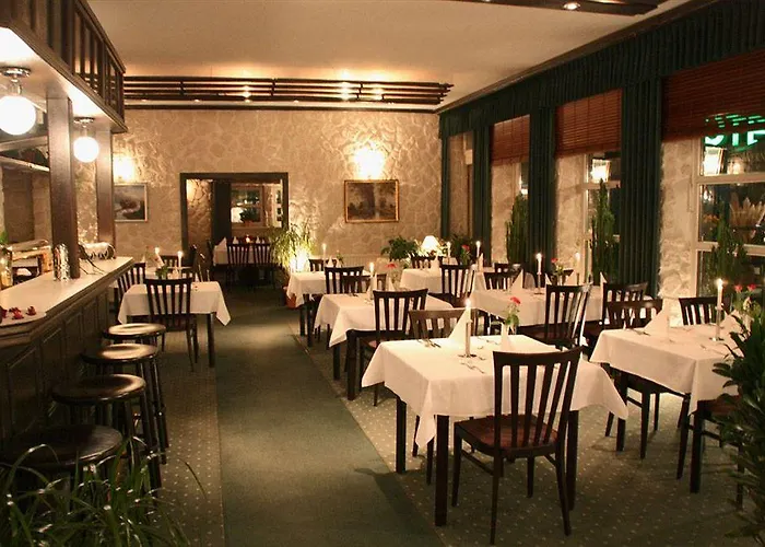 & Restaurant 5 Linden Hotel Wickerode