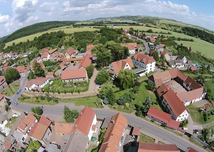 & Restaurant 5 Linden Hotel 3*