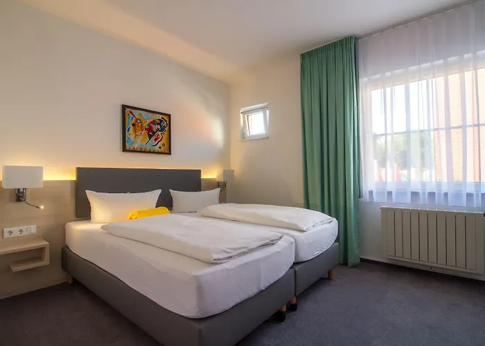 & Restaurant 5 Linden